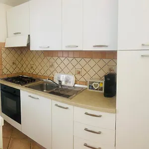 Exclusive Use- Uso Esclusivo - La Maison De Gioel - Entire House - Intera Casa - With Kitchenette - Con Cucinino - With Washing Machine - Con Lavatrice - Free Public Parking In Front Of The House - Parcheggio Pubblico Gratuito Difronte Casa Olbia